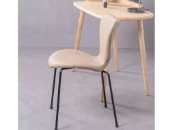 Silla vintage tapizada en polipiel desgastado - Seven - Beige