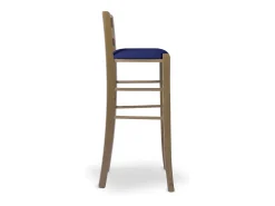 Taburete de 80 cm de altura en madera de nogal claro con asa y asiento acolchado en símil piel azul.