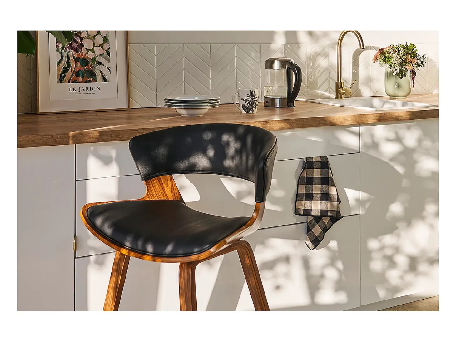 Taburete de cocina de diseño negro con madera oscura 65 cm SYRAH