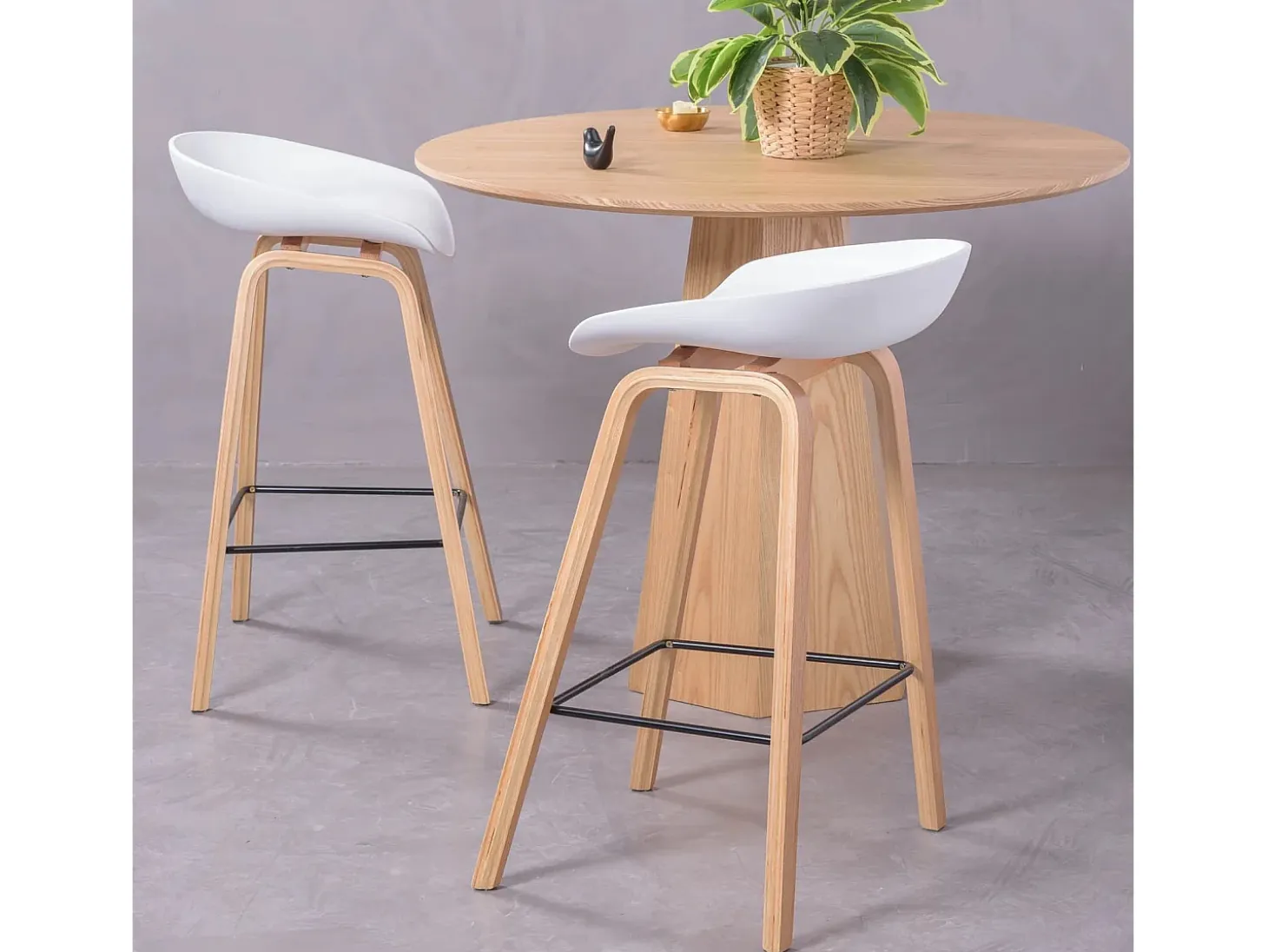 Taburete nórdico con patas de madera de haya (63cm) - Daxer - Blanco