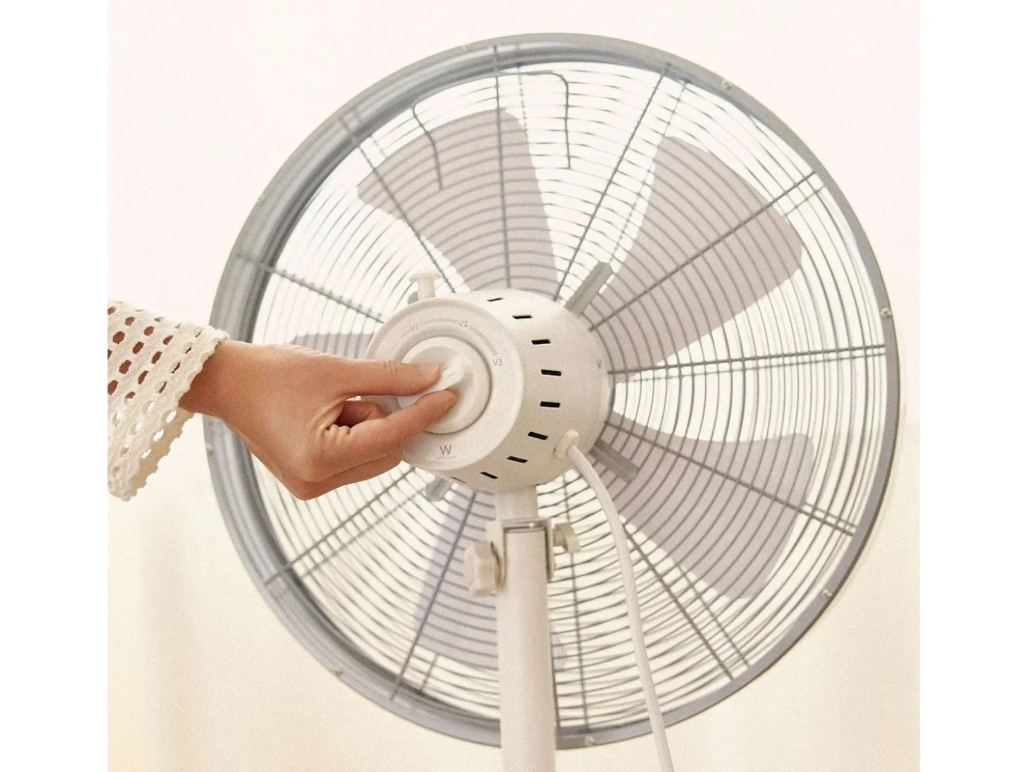 Ventilador de Pie Smart 5 W1250 Blanco - Newlux