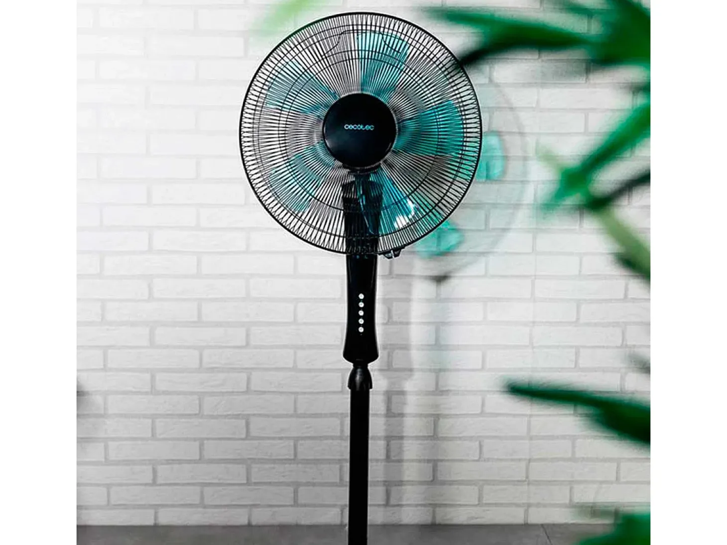 Ventilador de pie Cecotec EnergySilence 530 Power Connected 50W 5 aspas negro 110-130 cm