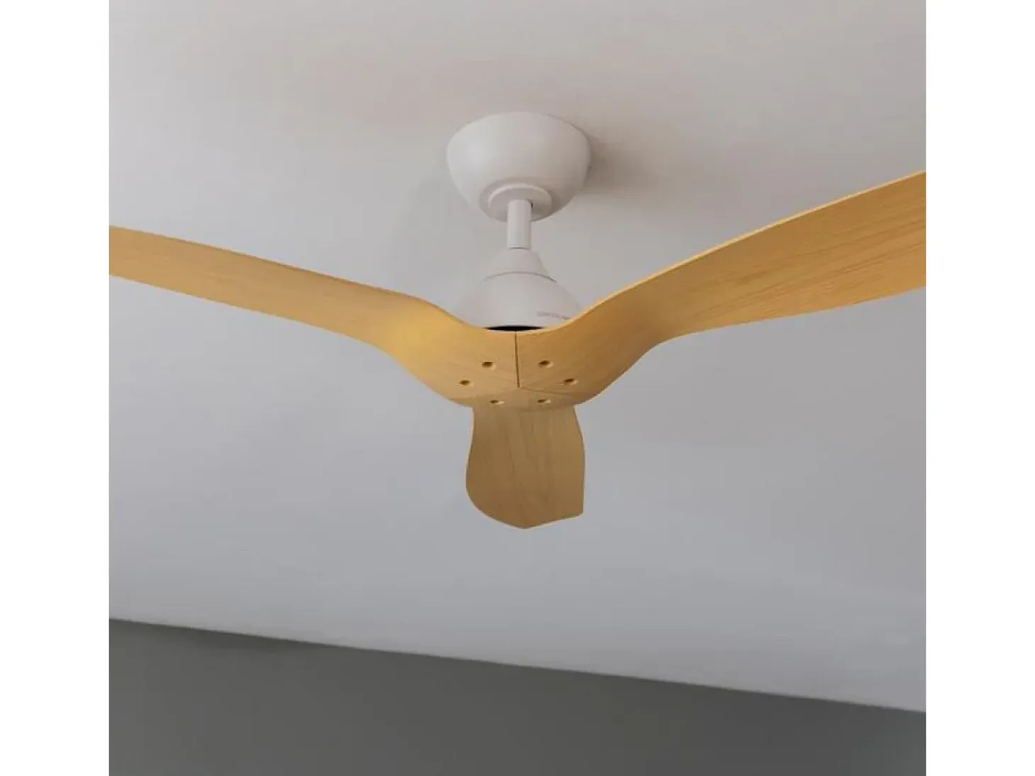 Ventilador de techo Cecotec EnergySilence Aero 5200 35W 3 aspas con mando a distancia blanco Ø132 cm