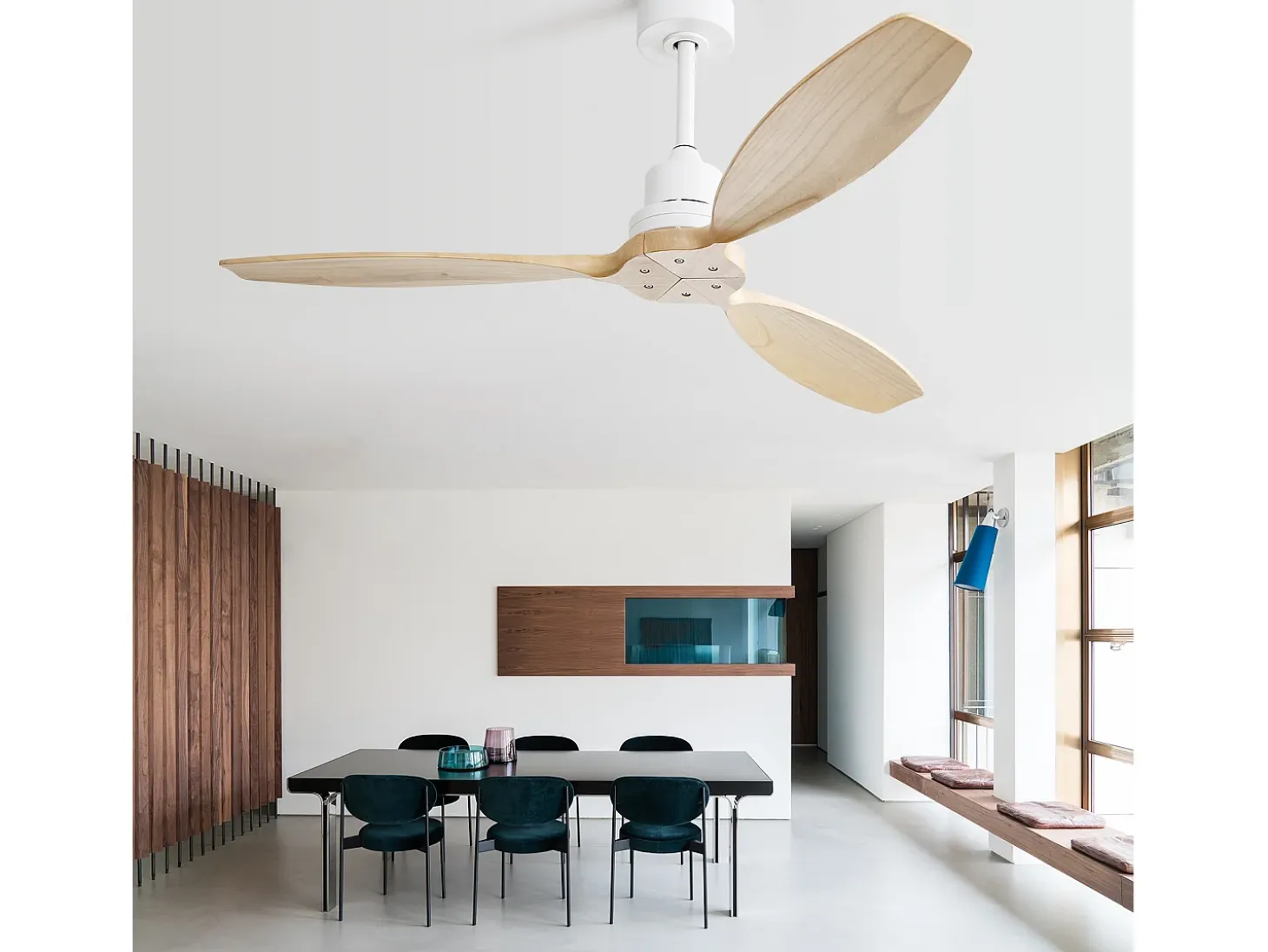 Ventilador de techo de 52" - Color madera con control remoto de 6 velocidades - Para patio y sala