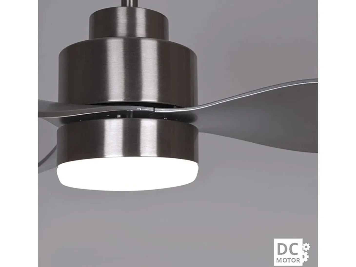 Ventilador de techo Poniente Lumit 16W 3 aspas luz LED níquel Ø116 cm