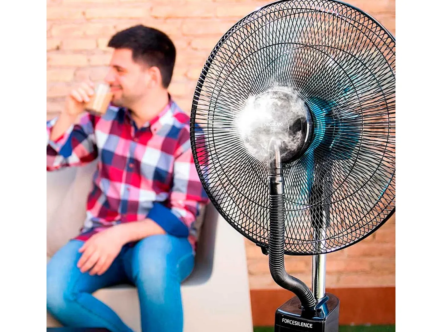 Ventilador nebulizador Cecotec EnergySilence 590 FreshEssence 90W 5 aspas negro